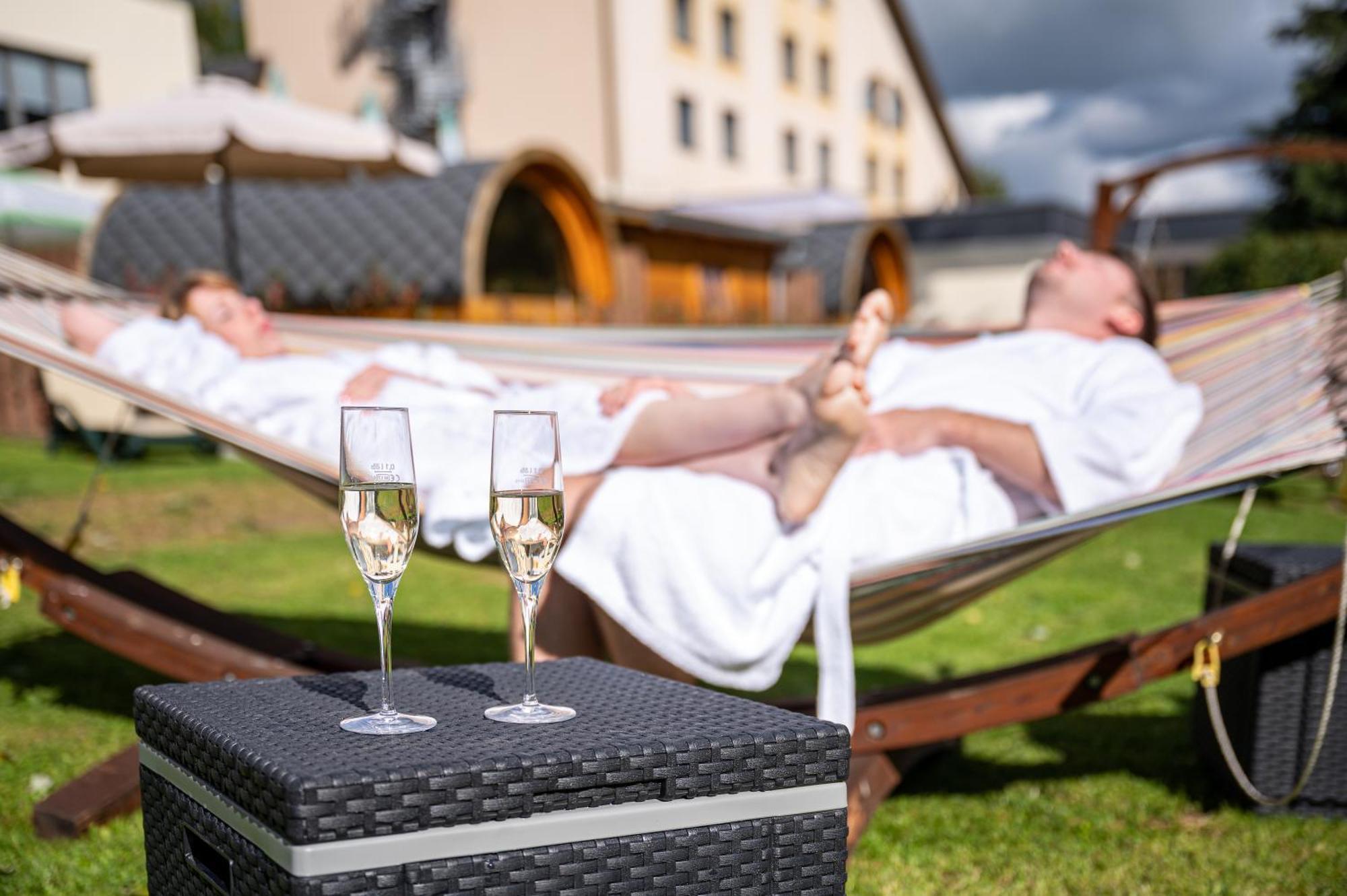 Akzent Aktiv & Vital Hotel Thueringen ชมาลค์คาลเดิน ภายนอก รูปภาพ