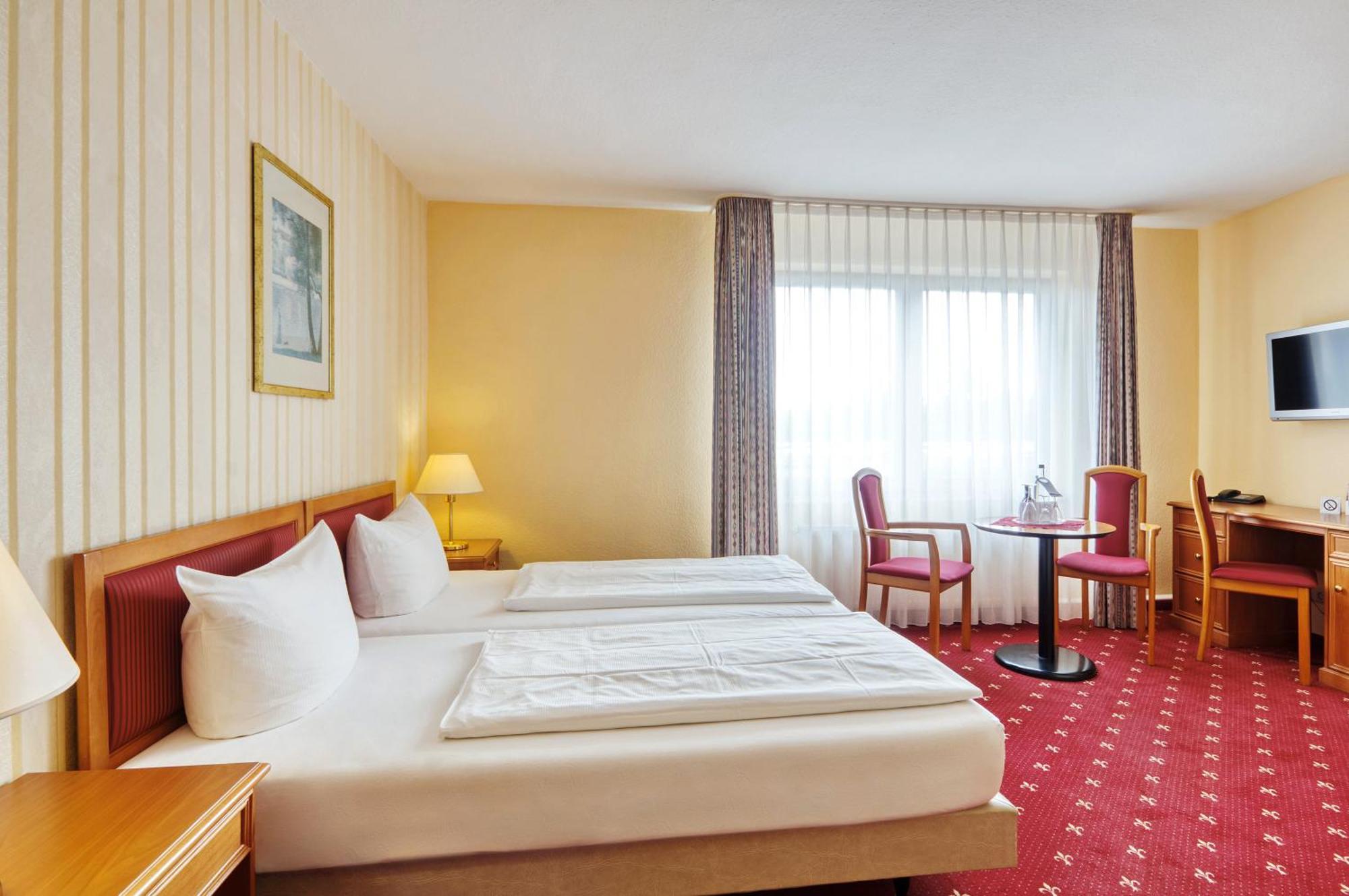Akzent Aktiv & Vital Hotel Thueringen ชมาลค์คาลเดิน ภายนอก รูปภาพ