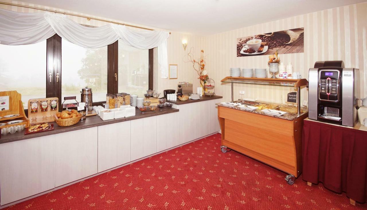 Akzent Aktiv & Vital Hotel Thueringen ชมาลค์คาลเดิน ภายนอก รูปภาพ